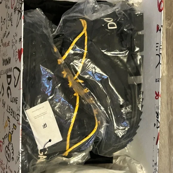 Dolce and Gabbana sneakers - Picture 5 of 16